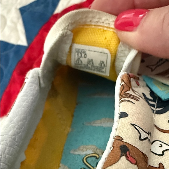Vans X The Simpsons Family Pets, Unisex Toddler Size 13, RARE - Picture 7 of 7